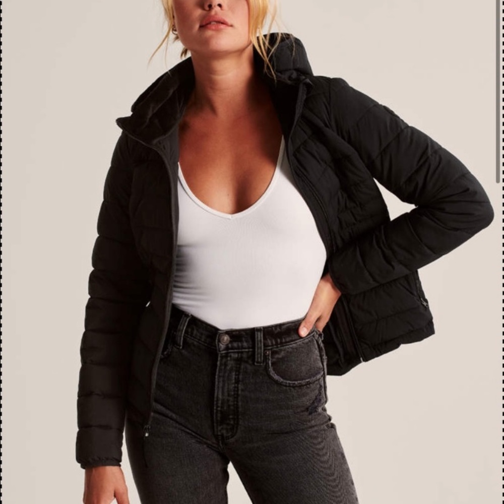 Abercrombie & Fitch Lightweight Packable Puffer NWOT